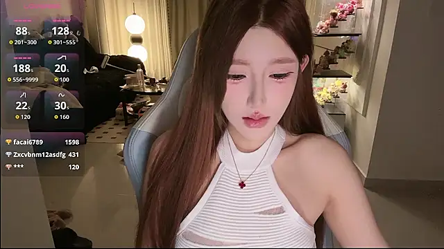 Xiaoxue_L tits camshow