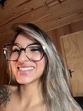 AliceStone19 ass play - June 10 2024