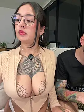 Rae_Lil_White doggy fuck show - 22.05.2025