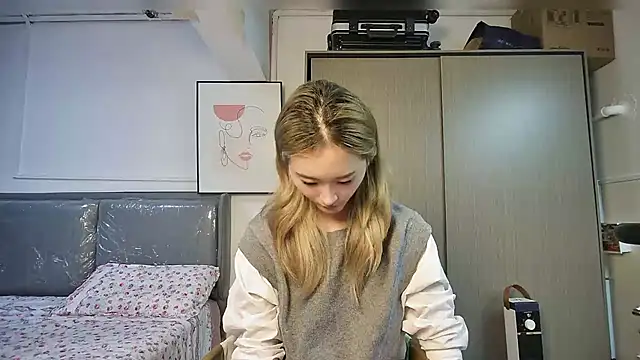 Djjfnfczks private camshow