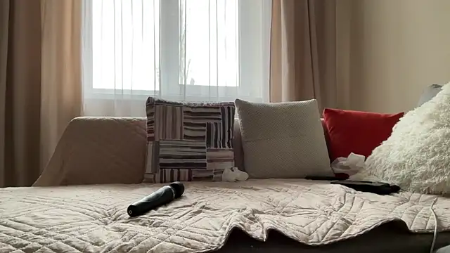 AvestanSole pusssy camshow