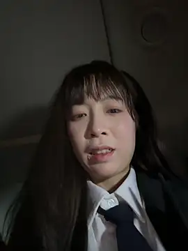 Yourkeer squirt camshow