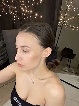 Polli_Kiss squirt - 11.10.2024