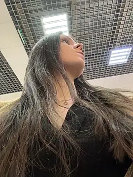 Ttixmila deepthroat show