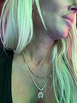 Blondiluvsanal cumshot