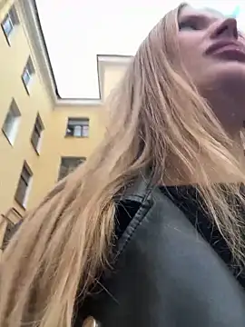 Blonde_exe pussy - 2026/05/16