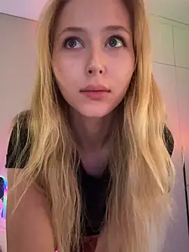 LunaRase solo masturbation show